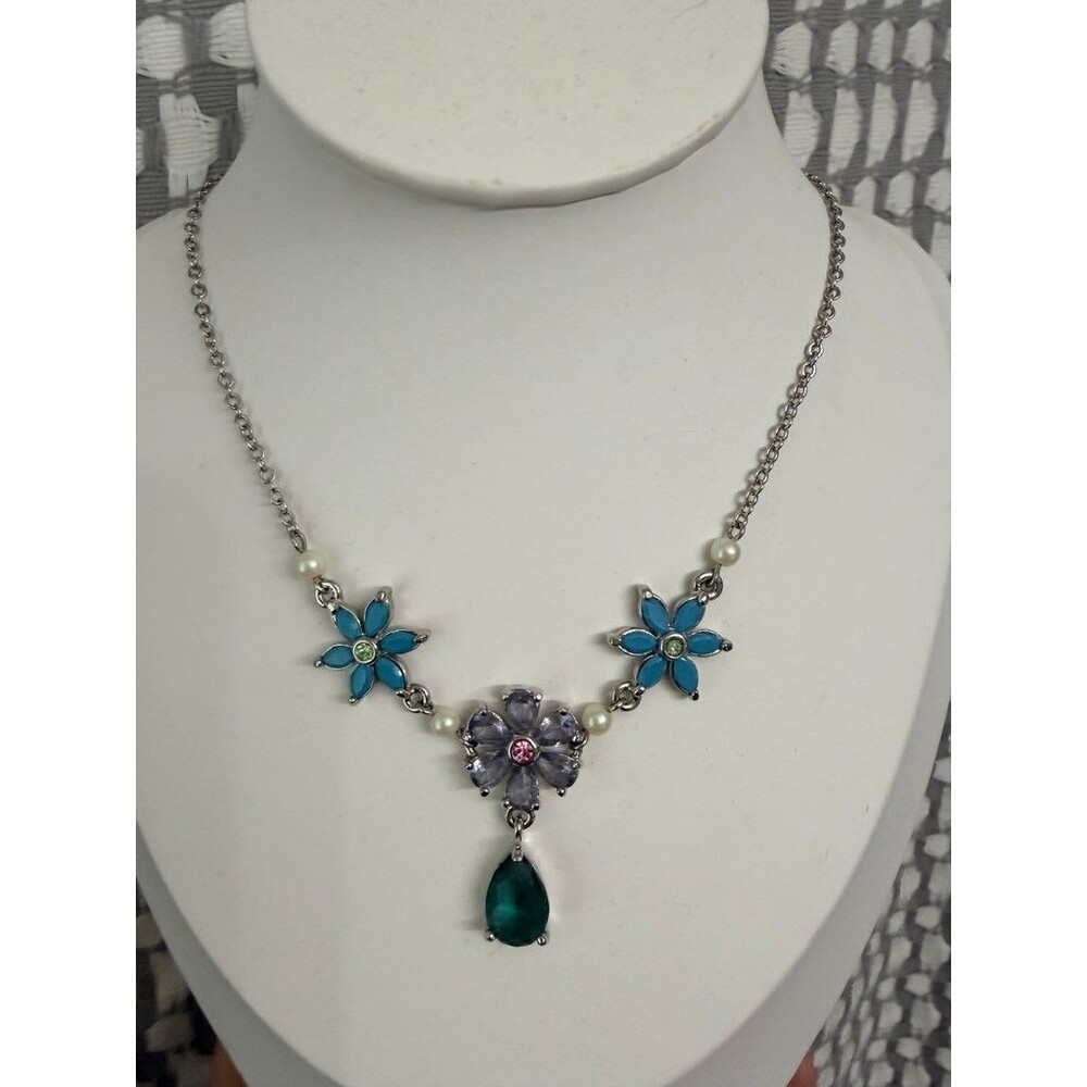 Cardiff Floral Gemstone Necklace